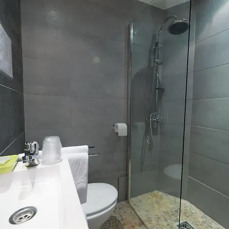 Oxford Hotel 3*