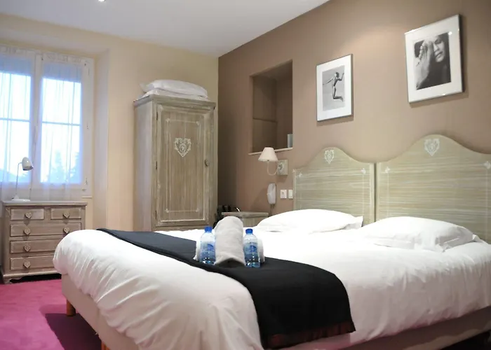 Oxford Hotel 3*